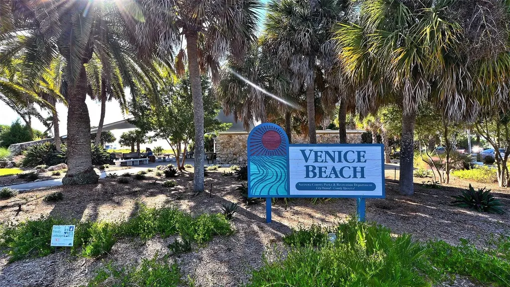 621 Alhambra Road Venice FL 34285