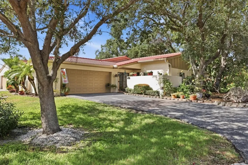 6421 Sun Eagle Lane Bradenton FL 34210