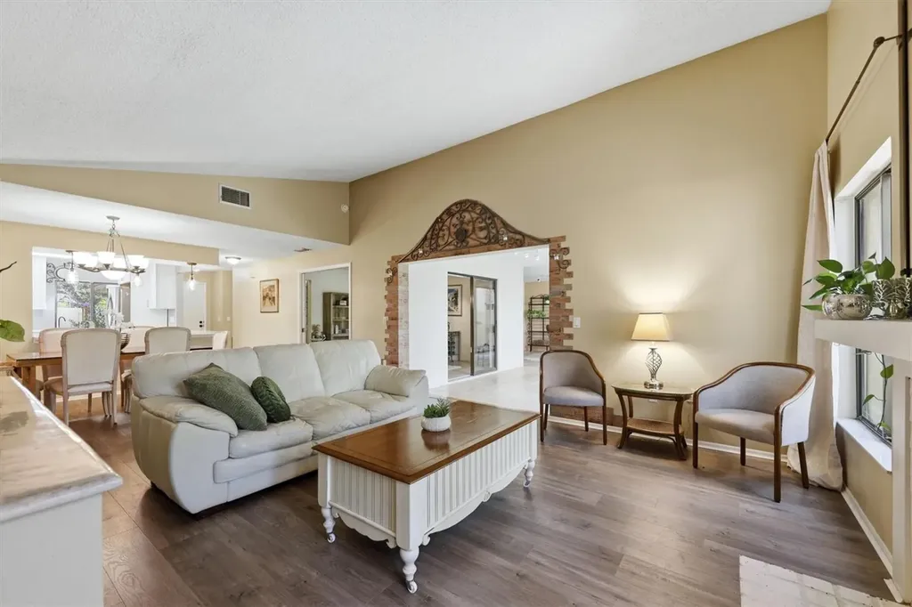 6421 Sun Eagle Lane Bradenton FL 34210