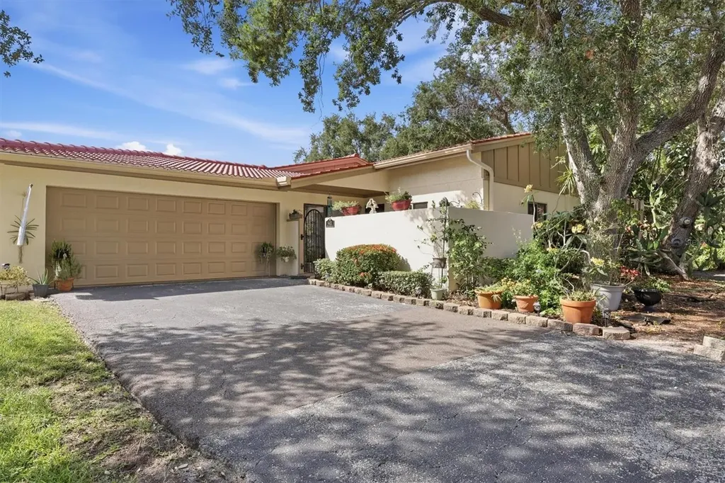 6421 Sun Eagle Lane Bradenton FL 34210