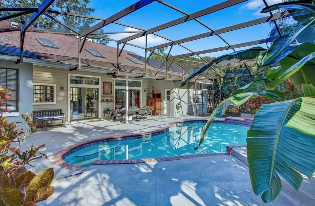 1014 Willa Lake Circle Oviedo FL 32765