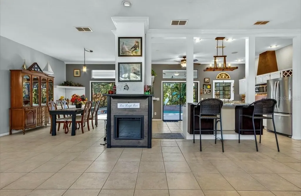 1014 Willa Lake Circle Oviedo FL 32765
