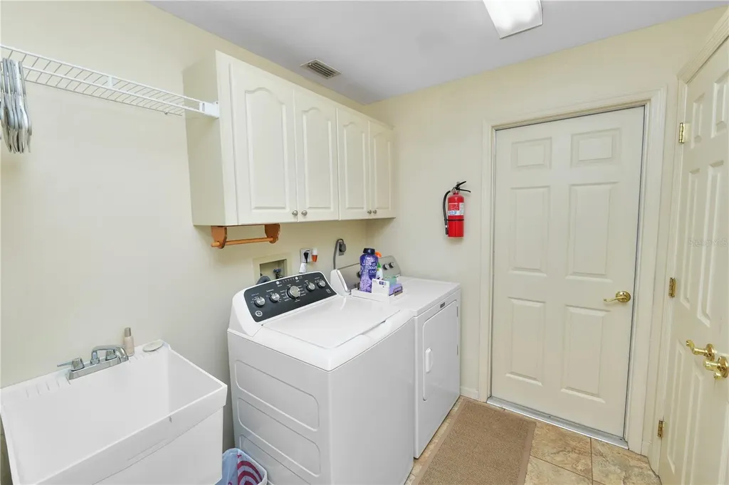 3557 Tigereye Court Mulberry FL 33860
