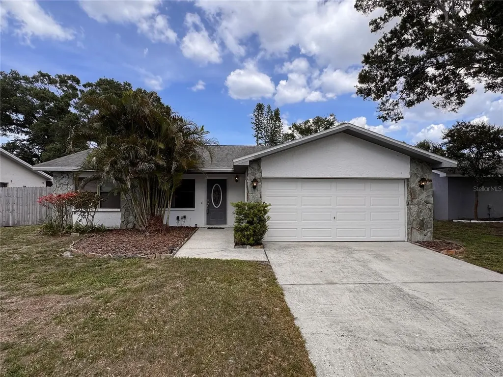 9289 92nd Way Seminole FL 33777