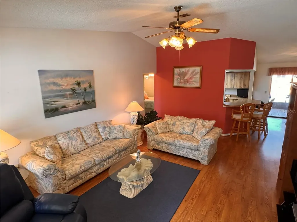 9289 92nd Way Seminole FL 33777