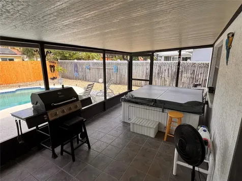 9289 92nd Way Seminole FL 33777