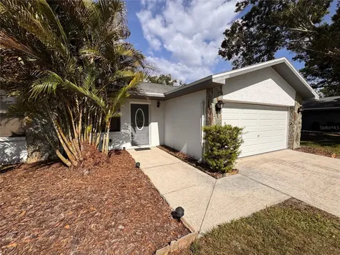 9289 92nd Way Seminole FL 33777