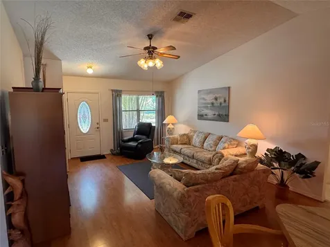 9289 92nd Way Seminole FL 33777