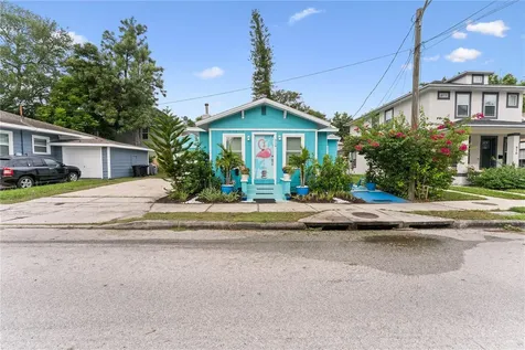 914 N 8th Street N St Petersburg FL 33701