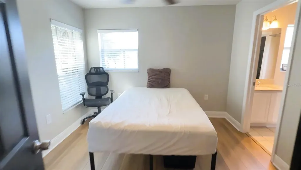 1934 W Spruce Street Tampa FL 33607