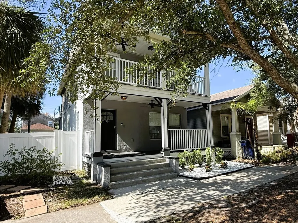1934 W Spruce Street Tampa FL 33607