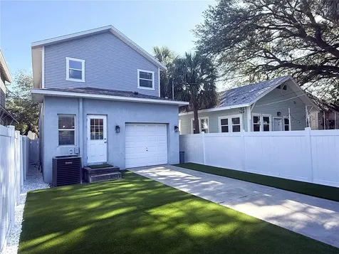 1934 W Spruce Street Tampa FL 33607