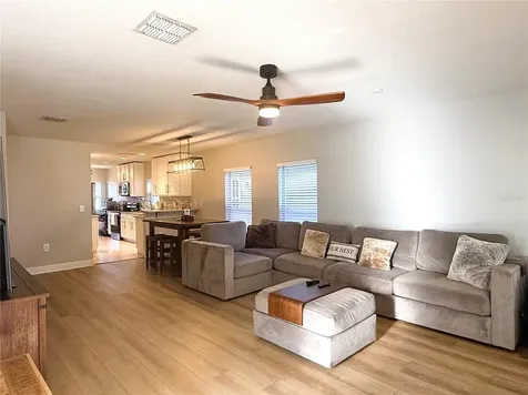 1934 W Spruce Street Tampa FL 33607