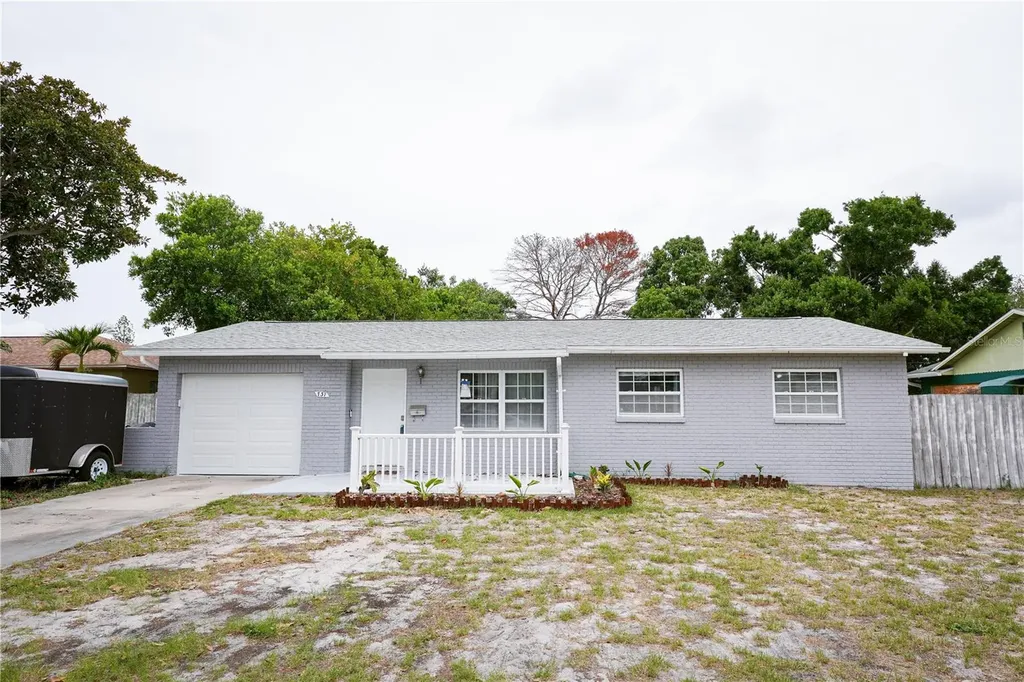 737 52nd Avenue S St Petersburg FL 33705