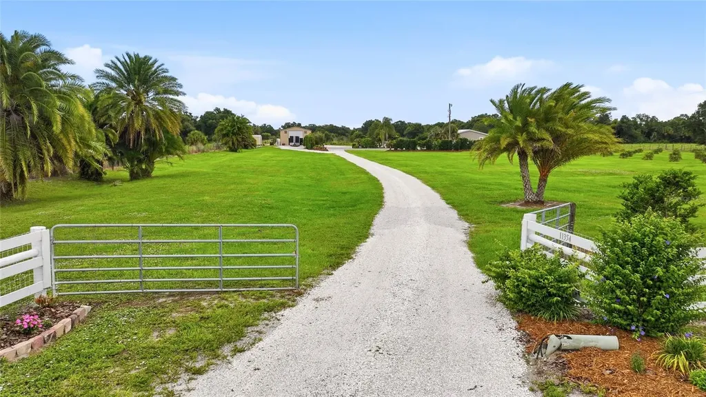 11354 SE South Hog Bay Avenue Arcadia FL 34266