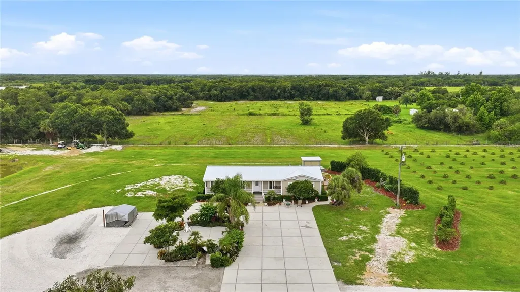 11354 SE South Hog Bay Avenue Arcadia FL 34266
