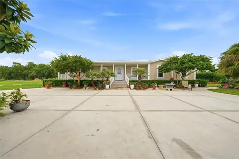 11354 SE South Hog Bay Avenue Arcadia FL 34266
