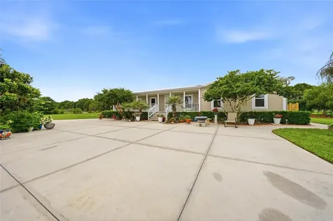 11354 SE South Hog Bay Avenue Arcadia FL 34266