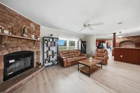 11354 SE South Hog Bay Avenue Arcadia FL 34266