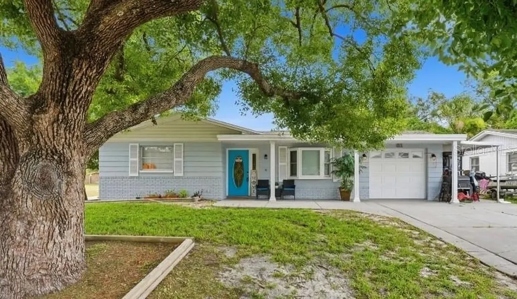 4344 Oak Bluff Avenue Holiday FL 34691