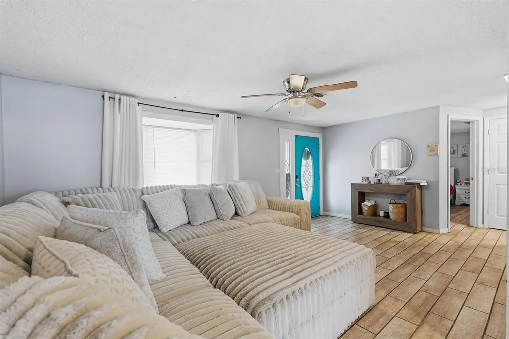 4344 Oak Bluff Avenue Holiday FL 34691