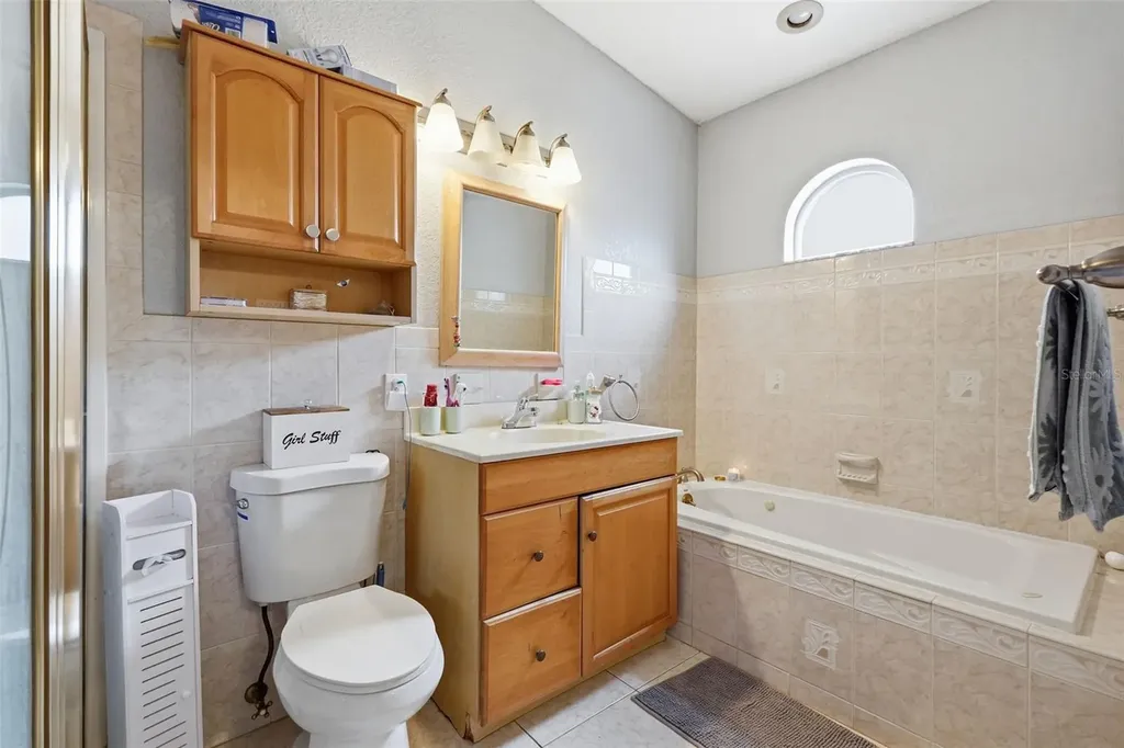 4344 Oak Bluff Avenue Holiday FL 34691