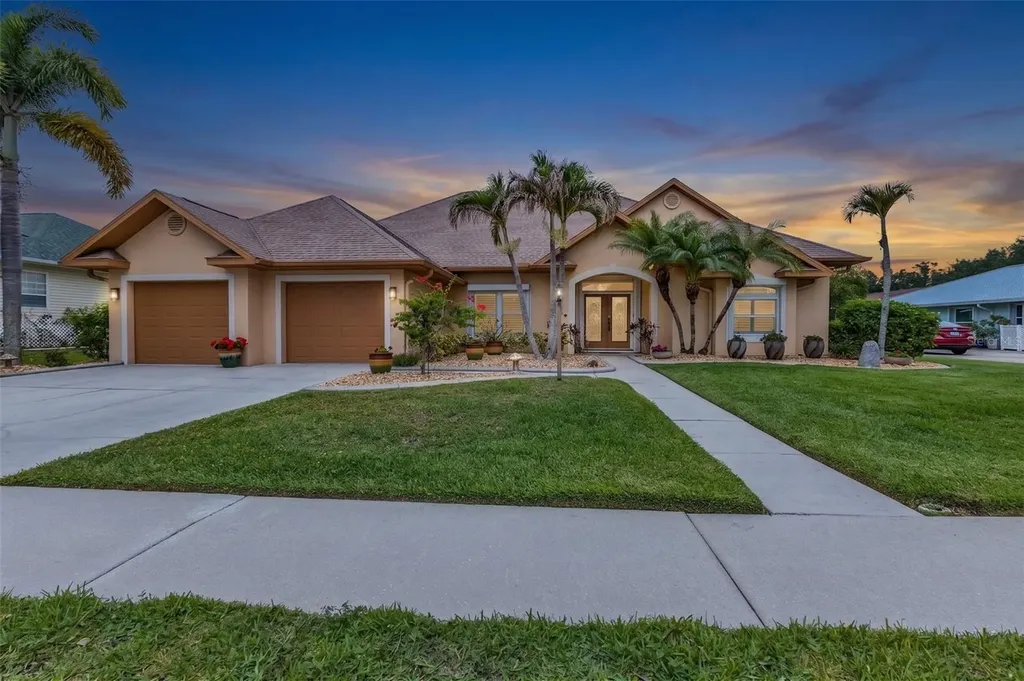 1047 Harbour Drake Drive Punta Gorda FL 33983