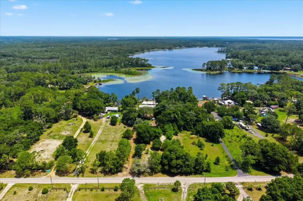 460 Lake Como Drive Pomona Park FL 32181
