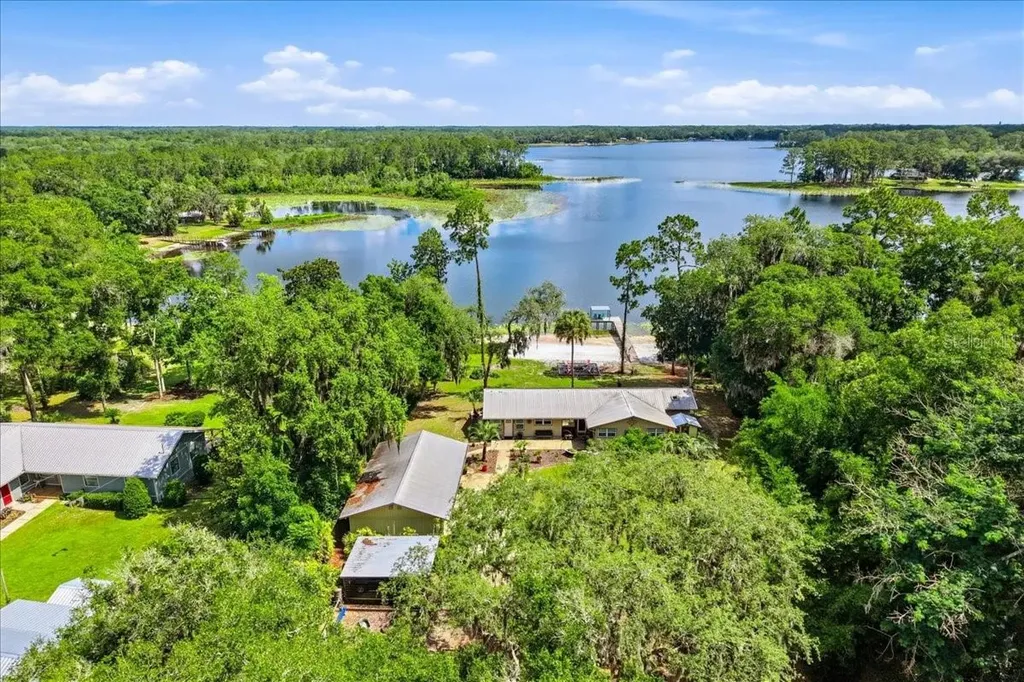 460 Lake Como Drive Pomona Park FL 32181