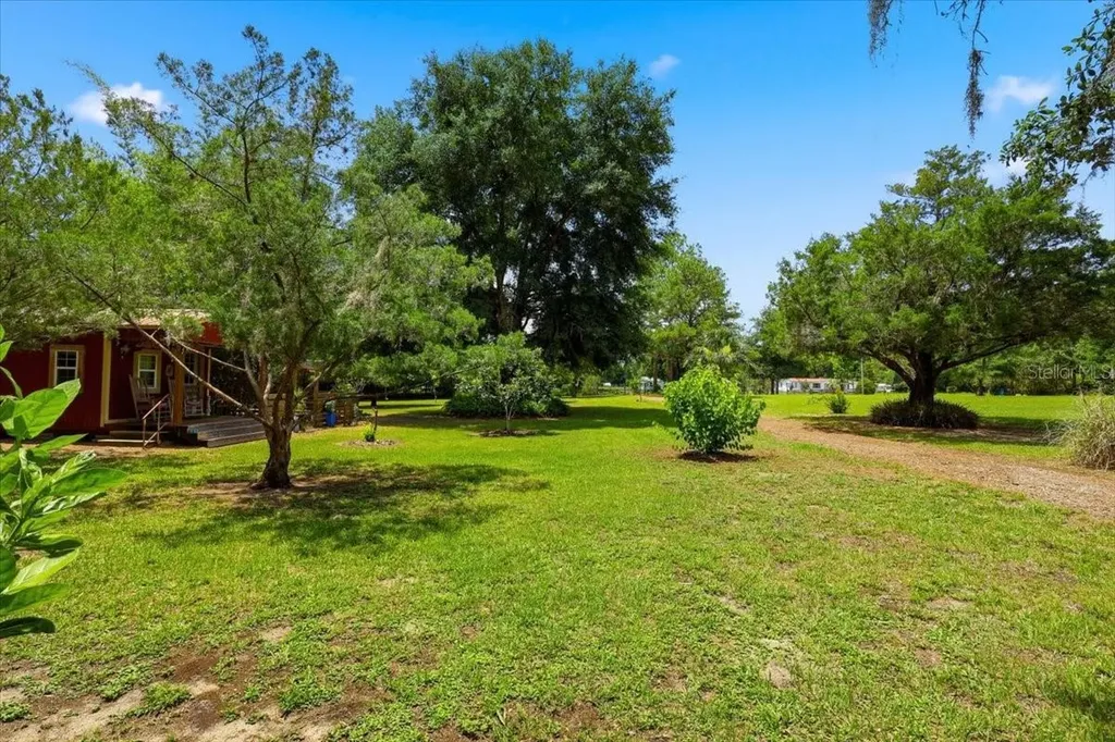 460 Lake Como Drive Pomona Park FL 32181