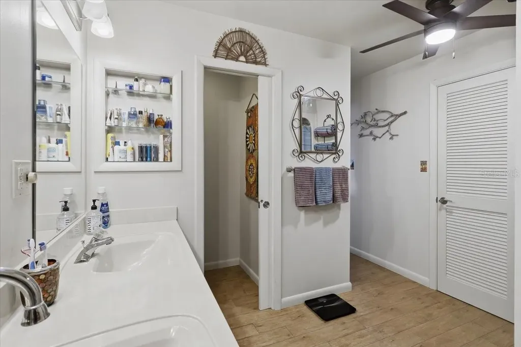 460 Lake Como Drive Pomona Park FL 32181