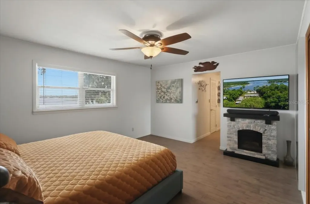 460 Lake Como Drive Pomona Park FL 32181