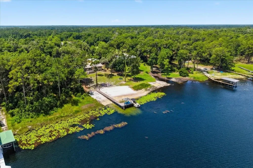 460 Lake Como Drive Pomona Park FL 32181
