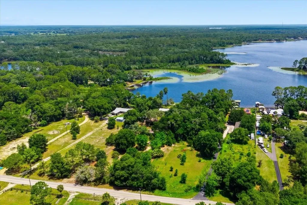 460 Lake Como Drive Pomona Park FL 32181