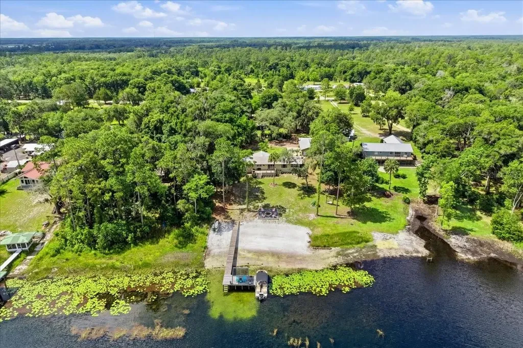 460 Lake Como Drive Pomona Park FL 32181