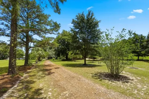 460 Lake Como Drive Pomona Park FL 32181