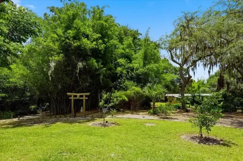 460 Lake Como Drive Pomona Park FL 32181