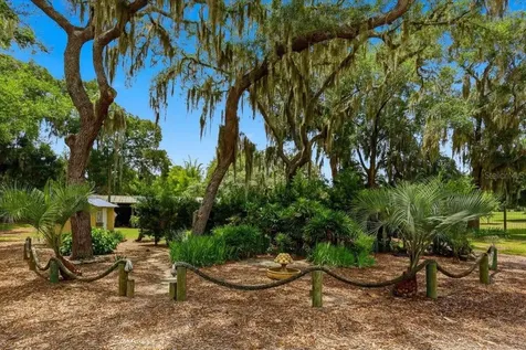 460 Lake Como Drive Pomona Park FL 32181