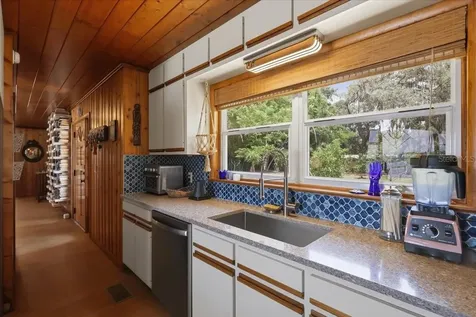460 Lake Como Drive Pomona Park FL 32181