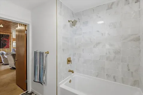 460 Lake Como Drive Pomona Park FL 32181