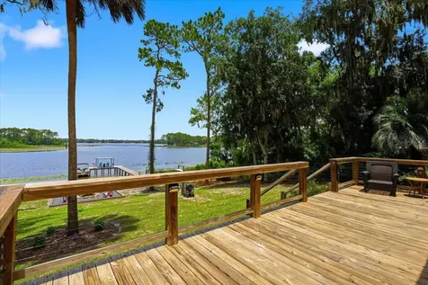460 Lake Como Drive Pomona Park FL 32181