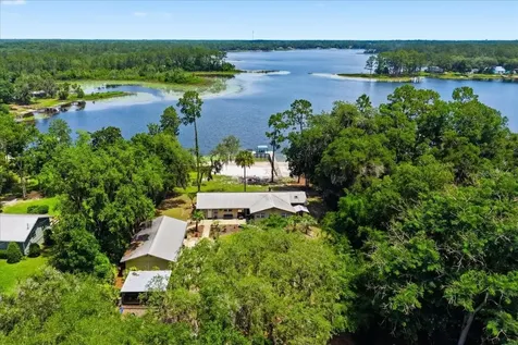 460 Lake Como Drive Pomona Park FL 32181
