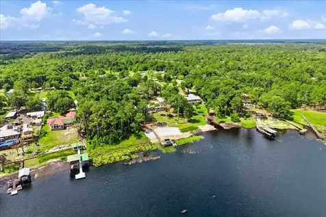 460 Lake Como Drive Pomona Park FL 32181