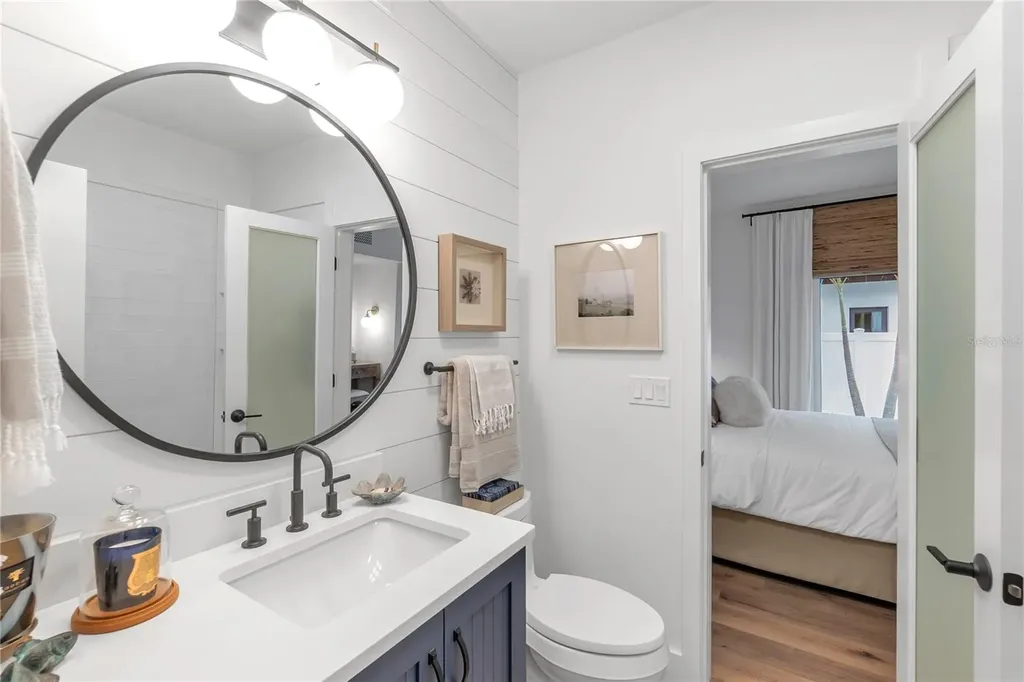 1864 Clematis St Street Sarasota FL 34239