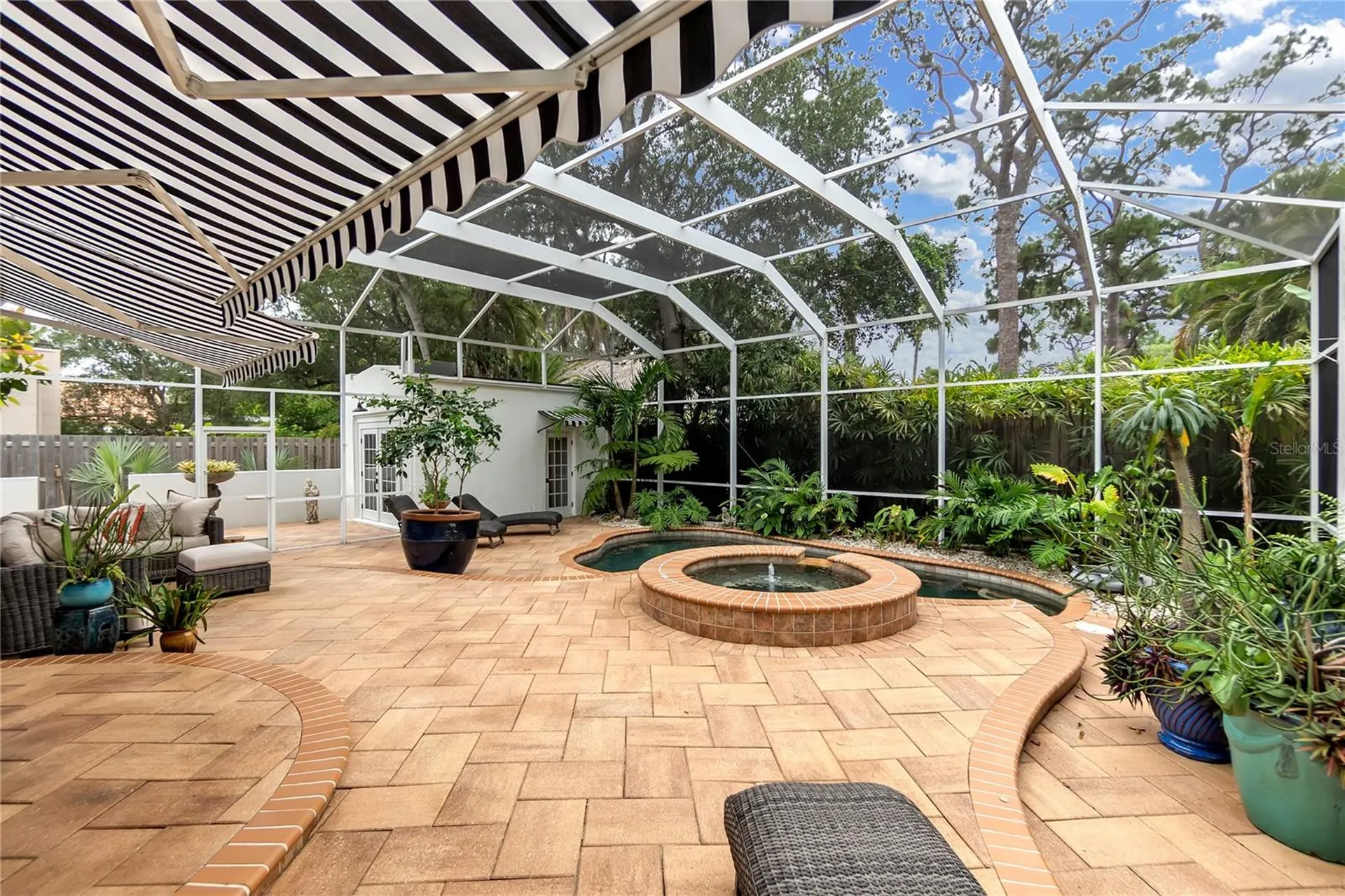 1864 Clematis St Street Sarasota FL 34239