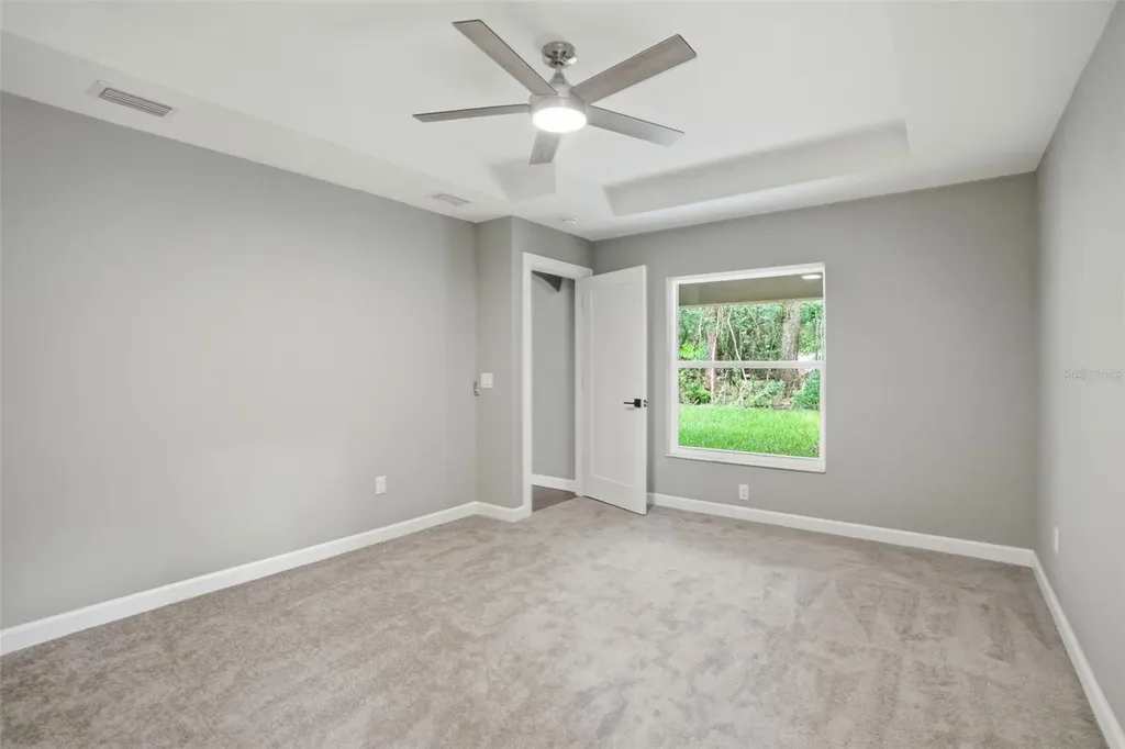 352 Garfield Masaryktown FL 34604