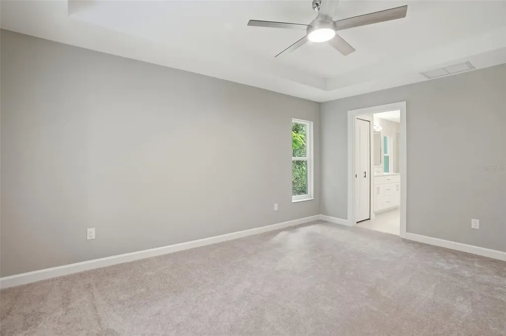 352 Garfield Masaryktown FL 34604