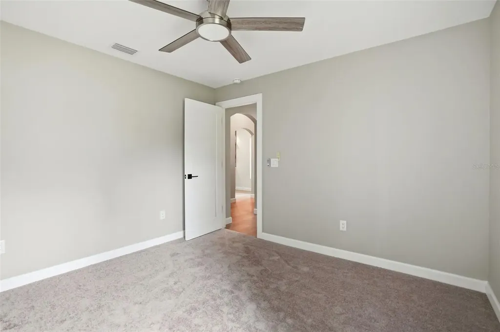 352 Garfield Masaryktown FL 34604