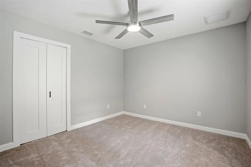 352 Garfield Masaryktown FL 34604