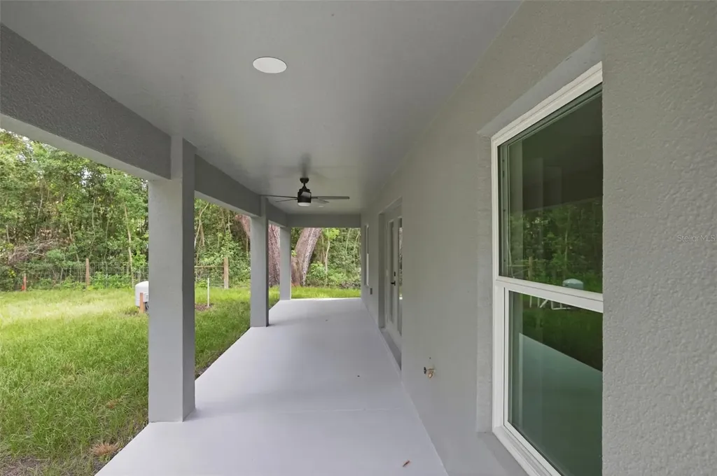 352 Garfield Masaryktown FL 34604